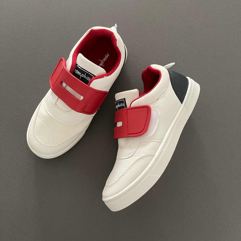 Boy’s shoes